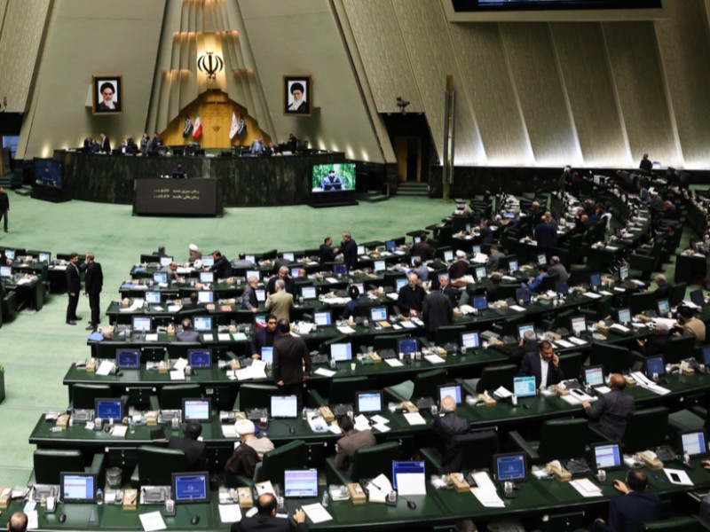 مجلس با کلیات لایحه الزامات و احکام مورد نیاز قوانین بودجههای سنواتی موافقت کرد مجلس با کلیات لایحه الزامات و احکام مورد نیاز قوانین بودجههای سنواتی موافقت کرد