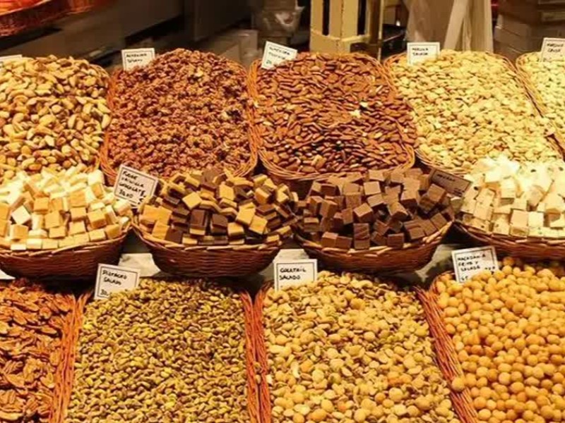 یلدای گران‌تر از پارسال؛ افزایش قیمت آجیل در اسلام‌آبادغرب