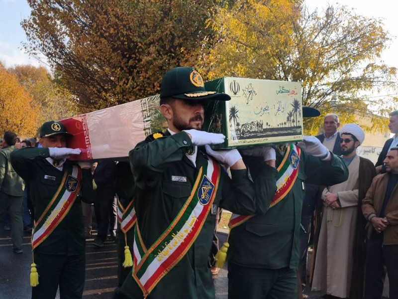 مراسم تشییع شهید گمنام در دانشگاه آزاد اسلامی اسلامآبادغرب برگزار شد مراسم تشییع شهید گمنام در دانشگاه آزاد اسلامی اسلامآبادغرب برگزار شد