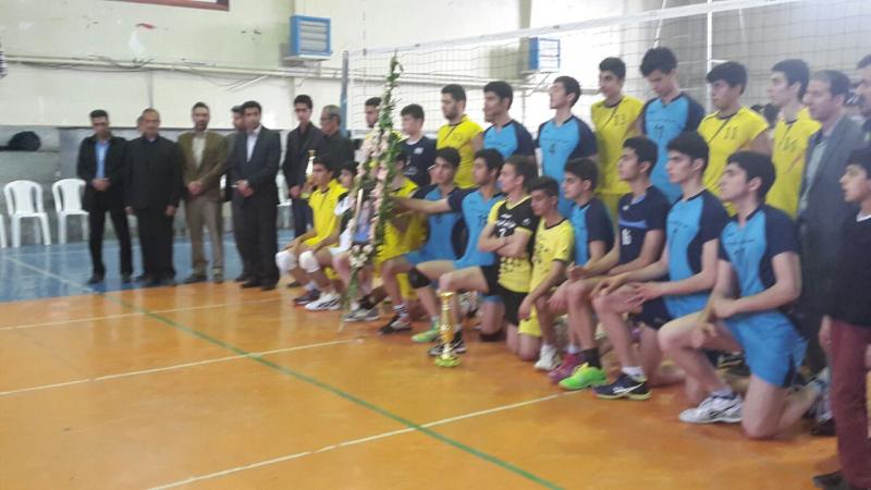 برگزاری مسابقه والیبال چهار جانبه یادبود جوان ورزشکار سعید جعفری در اسلام آبادغرب